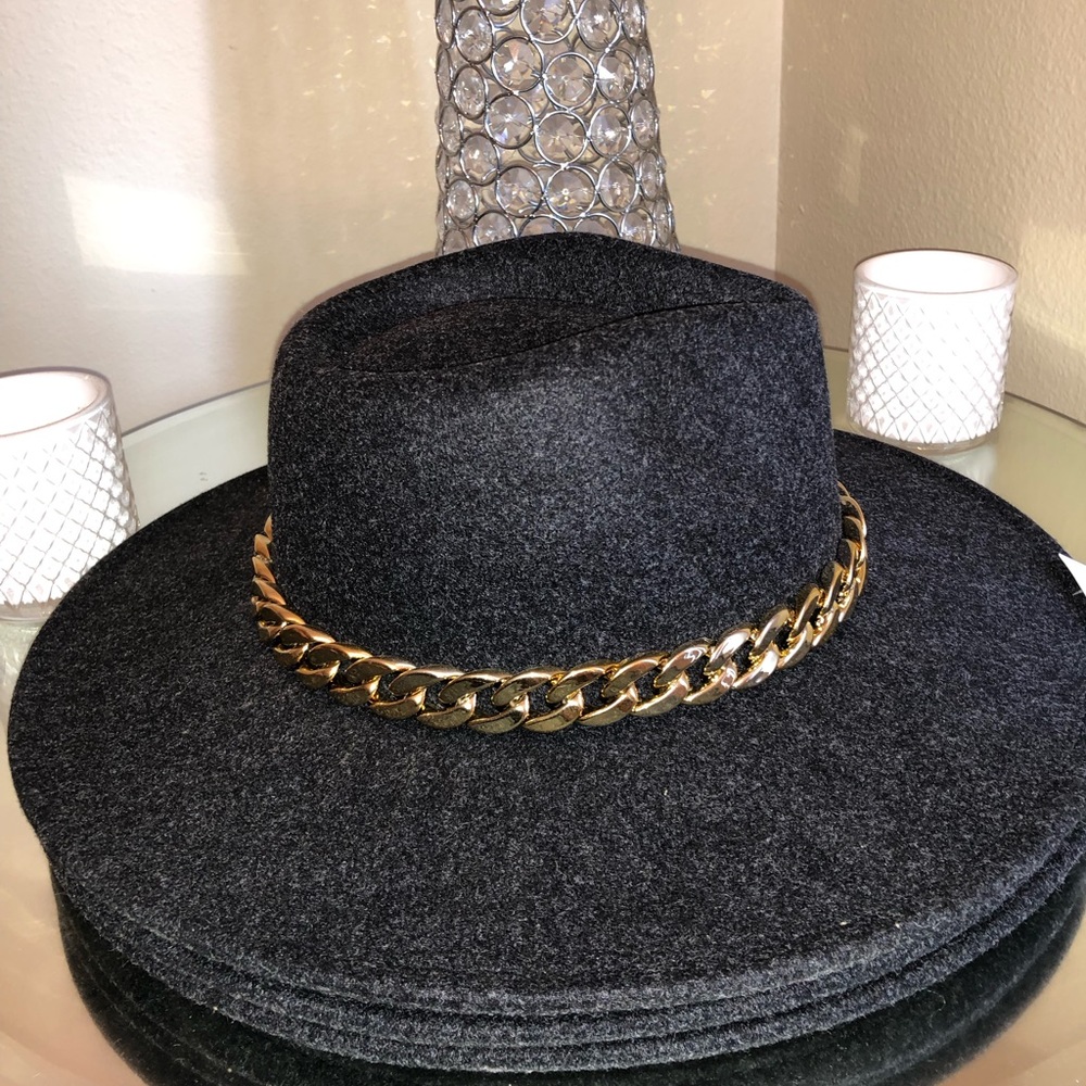 Fedora - Picture 5 of 5